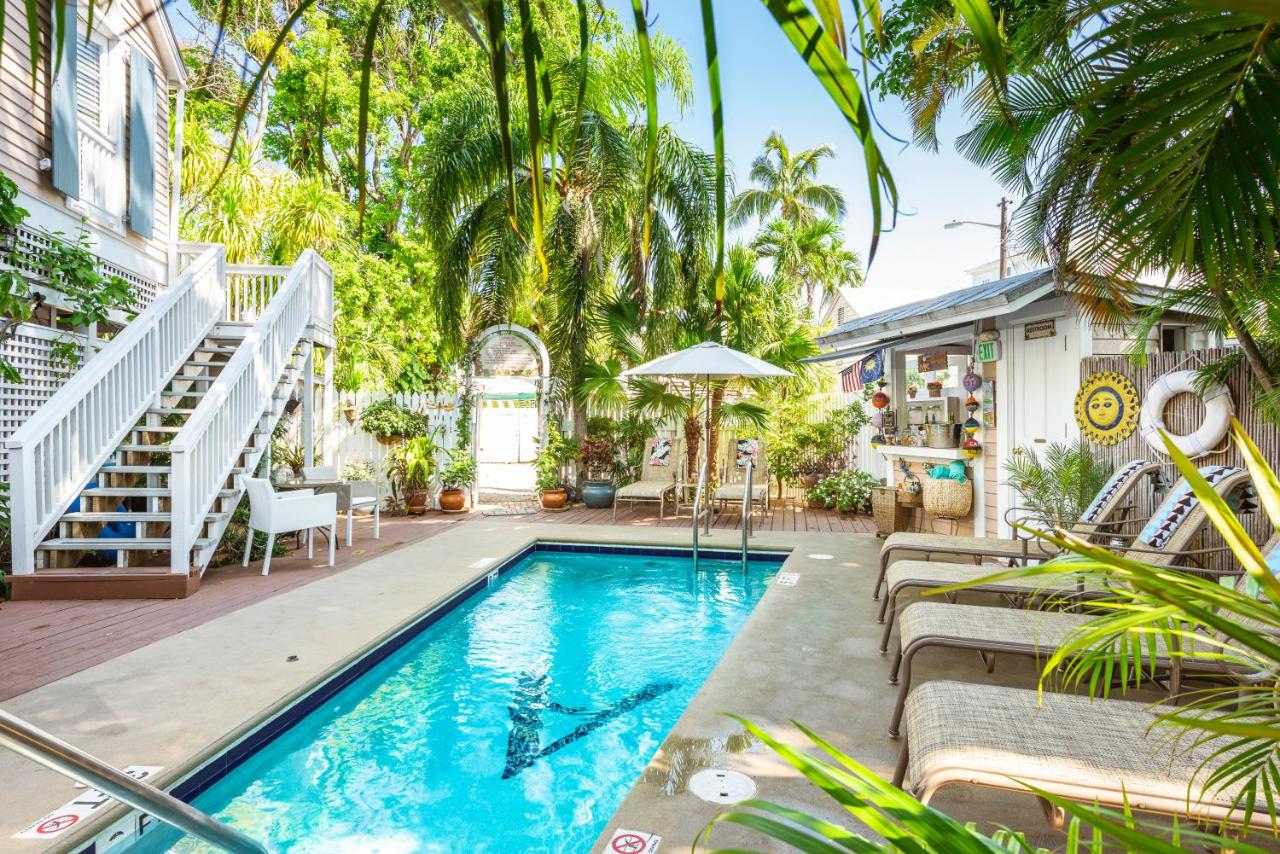  | Andrews Inn & Garden Cottages