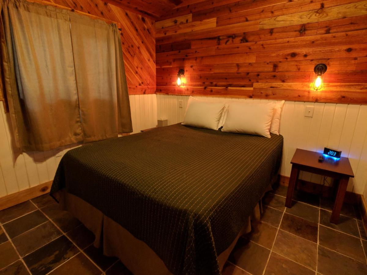 | Emerald Forest Cabins