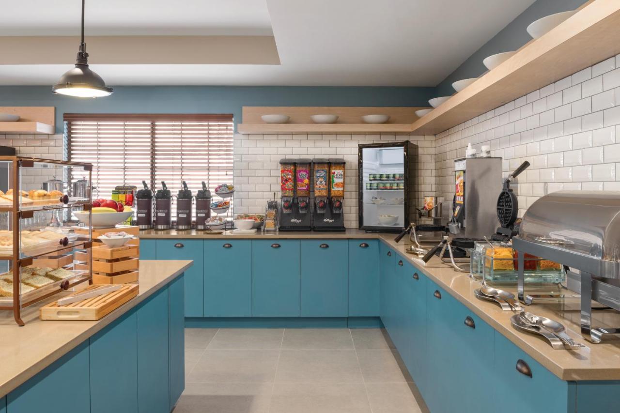  | Country Inn & Suites by Radisson, Chicago-Hoffman