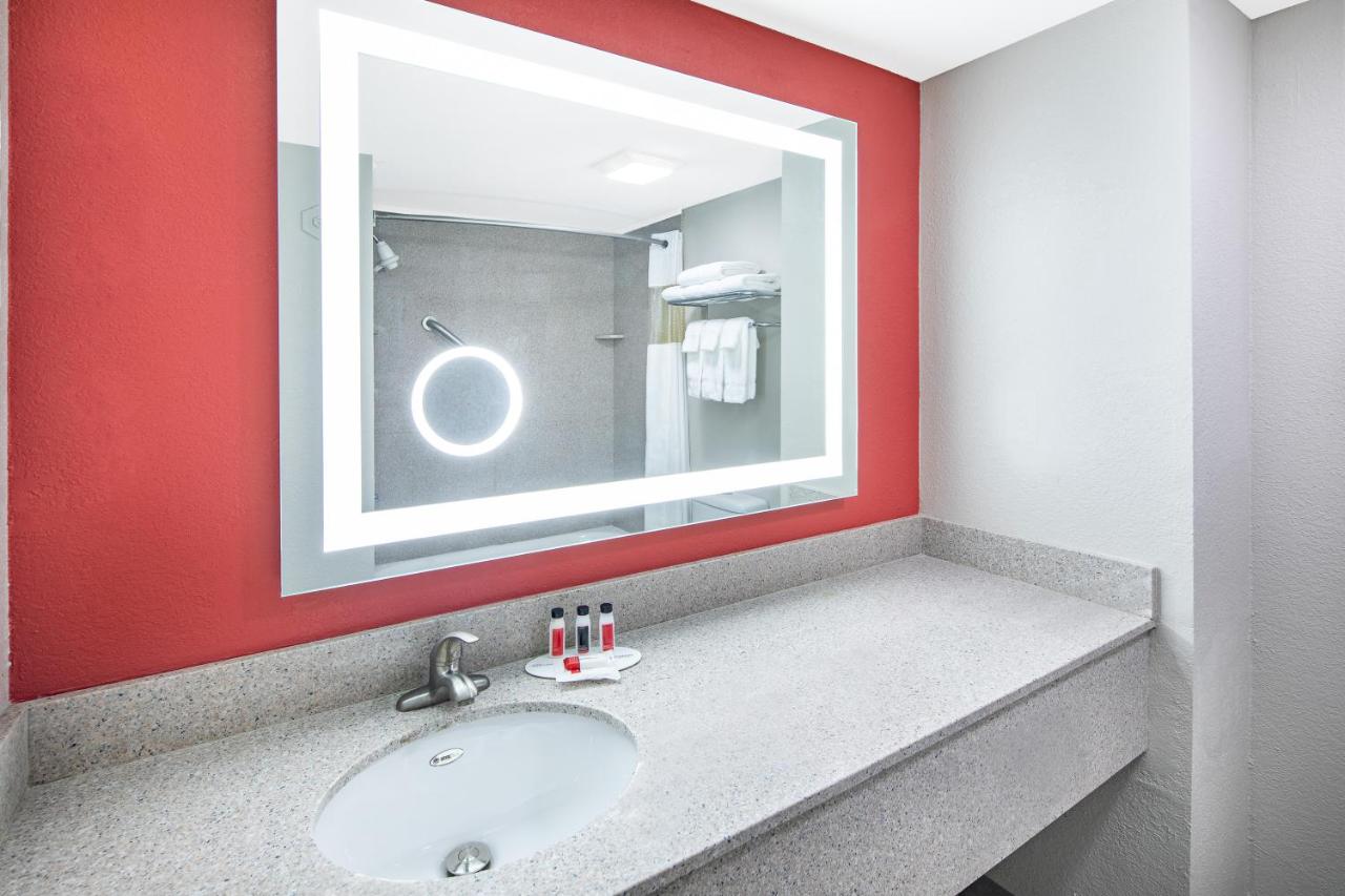 Deluxe King Studio Suite - Non-Smoking at Ramada by Wyndham Alpharetta/Atlanta North