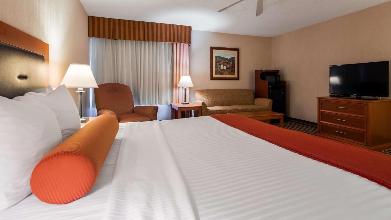 King Room with Sofa Bed - Non Smoking at Best Western Marion Hotel