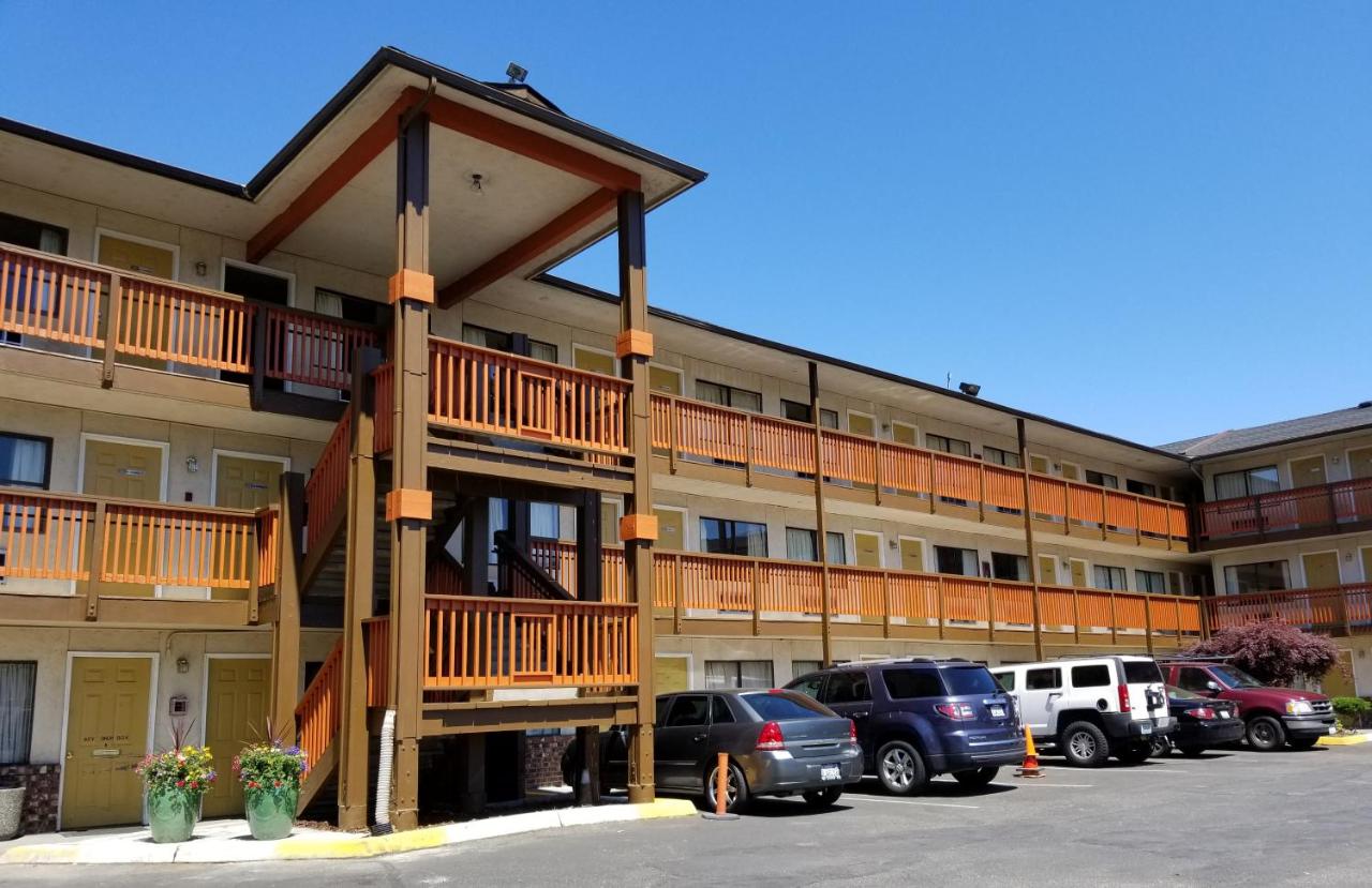 | Nites Inn Motel