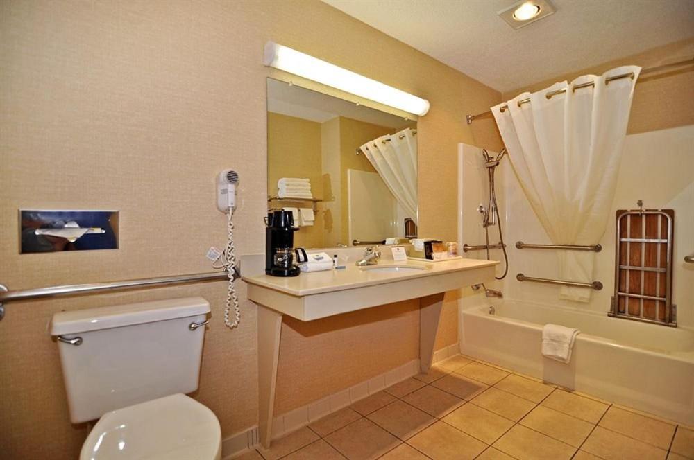 | Quality Inn