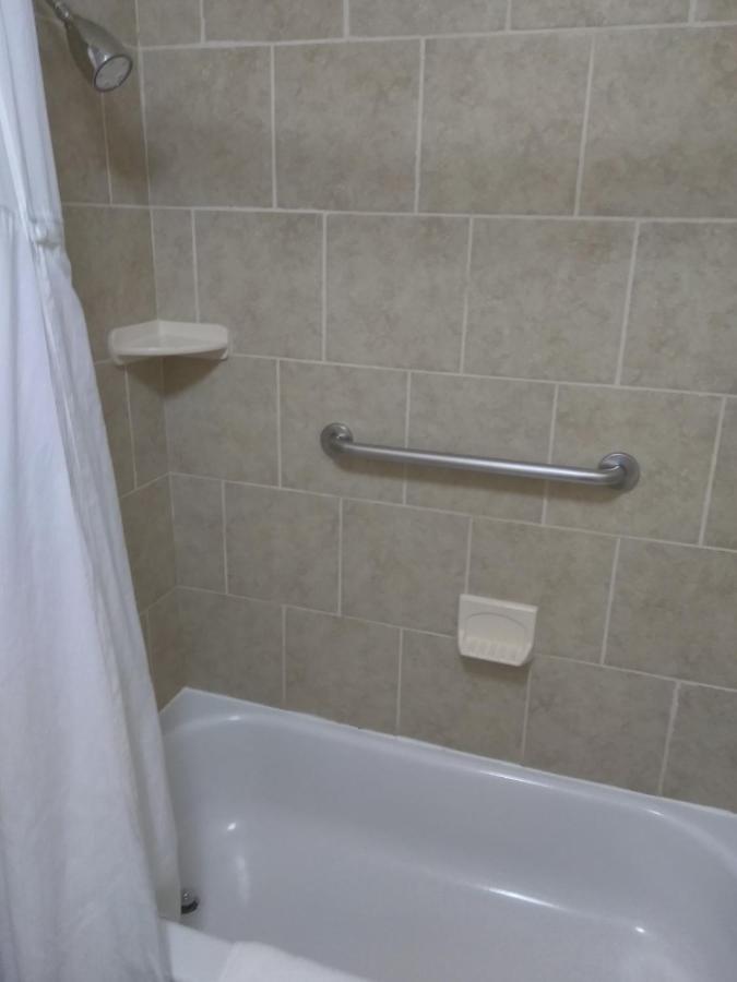 Queen Room with Two Queen Beds - Non-Smoking at Baymont by Wyndham Madison Heights Detroit Area