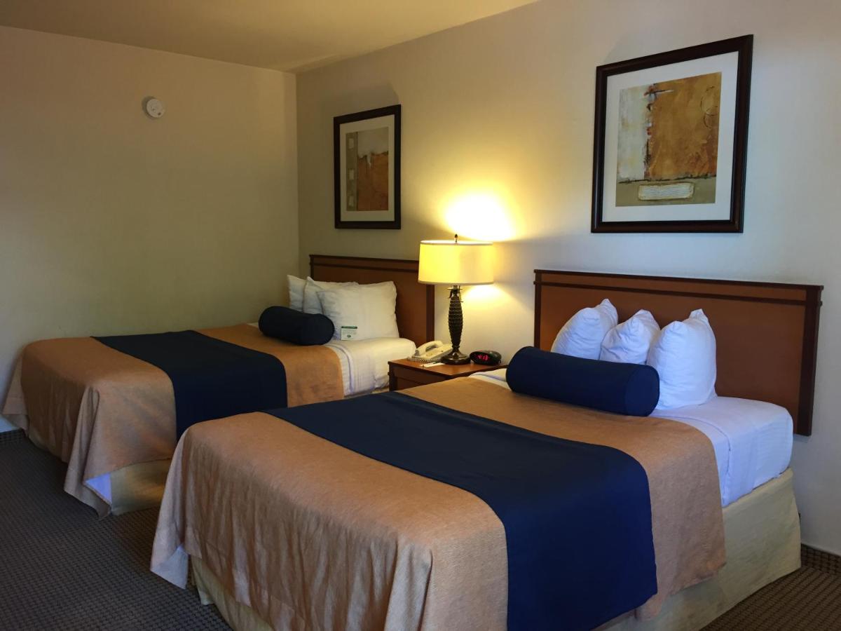 | Mikado Hotel