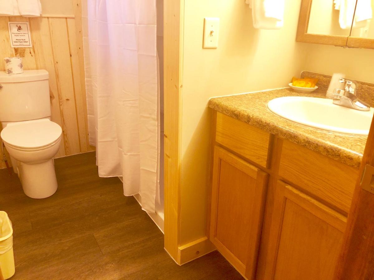 Three-Bedroom Villa at Rockerville Lodge & Cabins