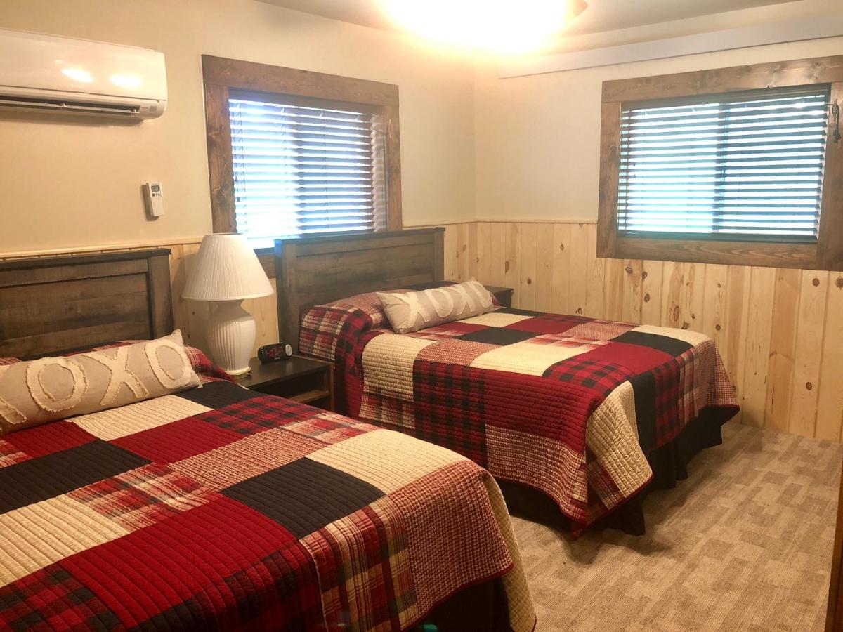Three-Bedroom Villa at Rockerville Lodge & Cabins