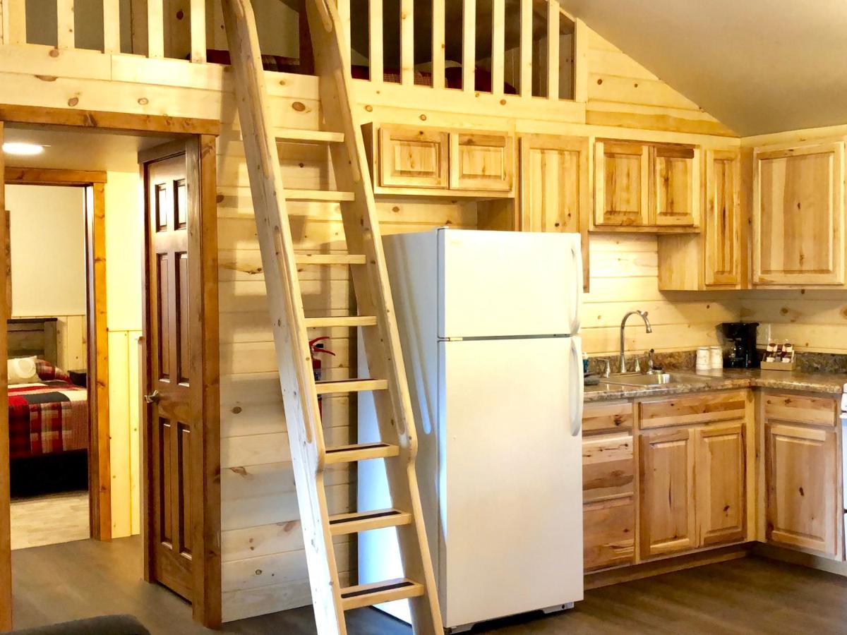 Three-Bedroom Villa at Rockerville Lodge & Cabins