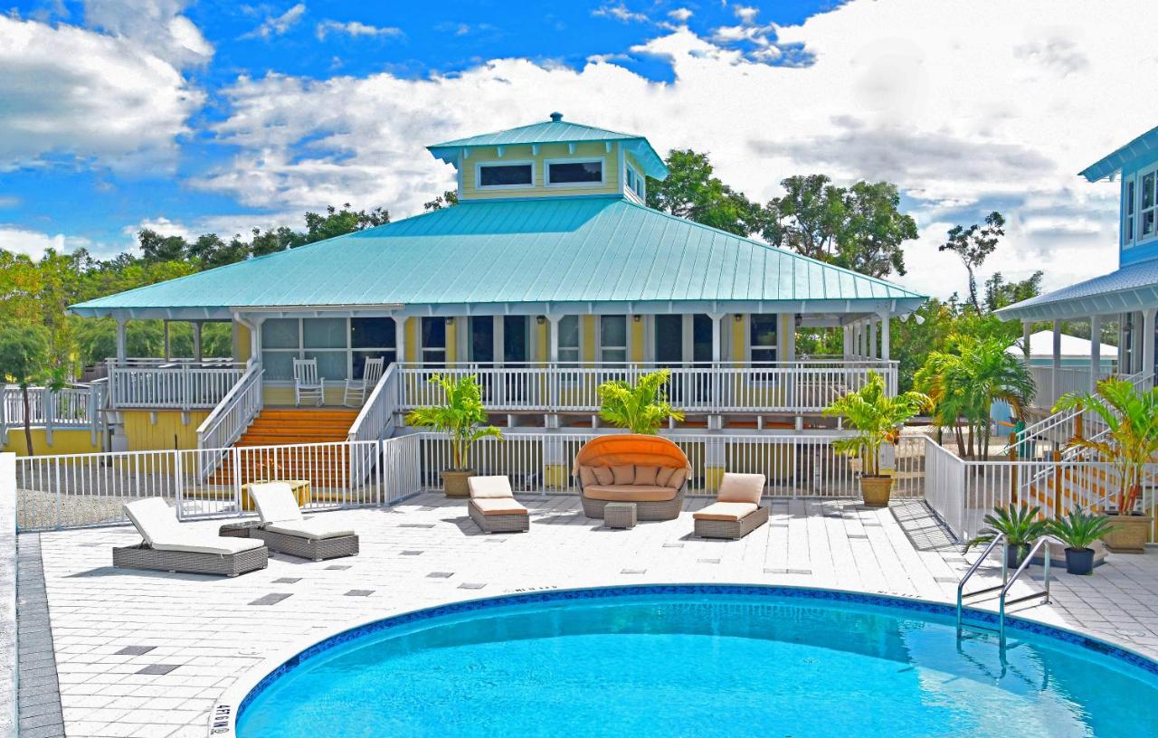 Two-Bedroom Villa at Dolphin Point Villas