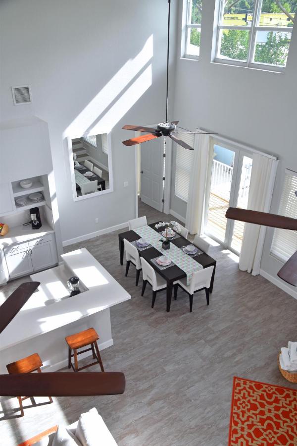 Deluxe Villa at Dolphin Point Villas