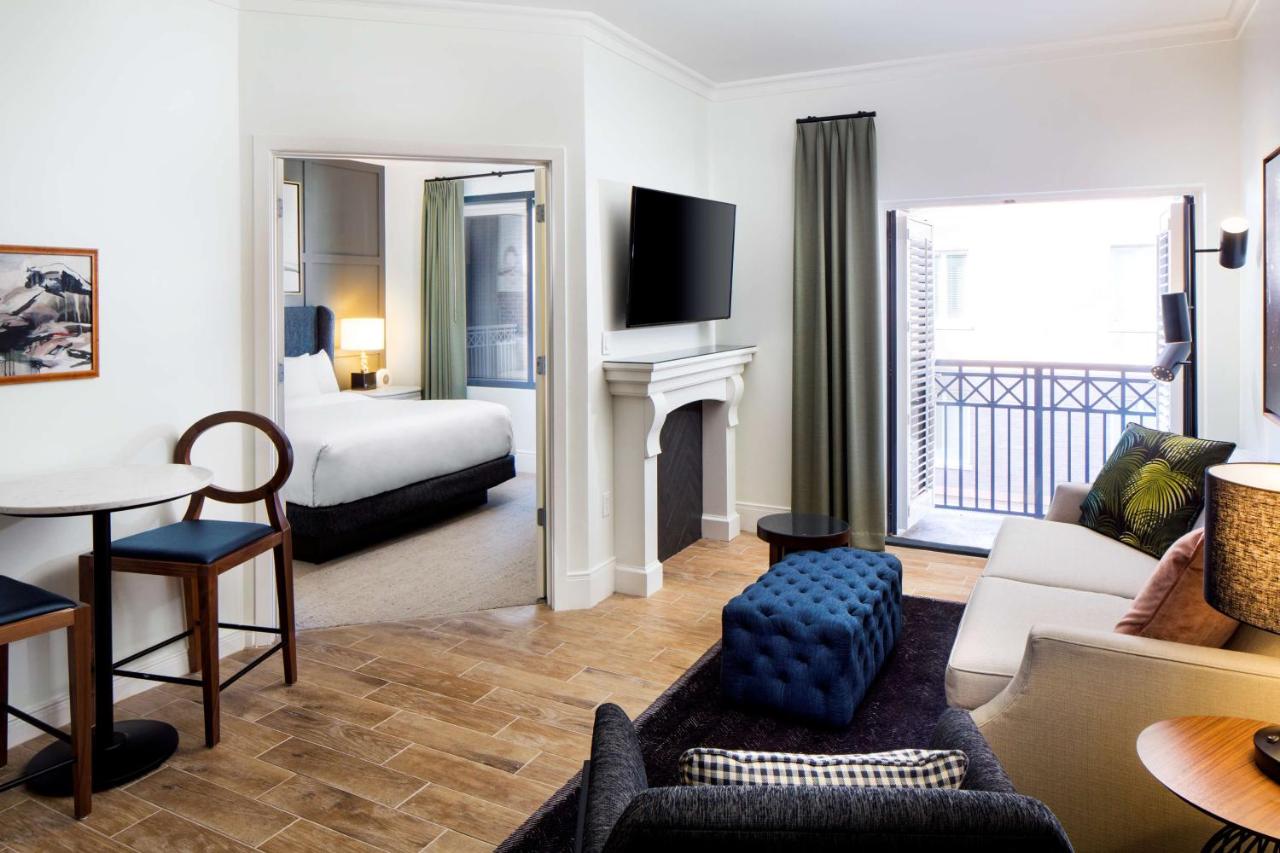 Andaz Deluxe Suite at ANDAZ SAVANNAH, BY HYATT