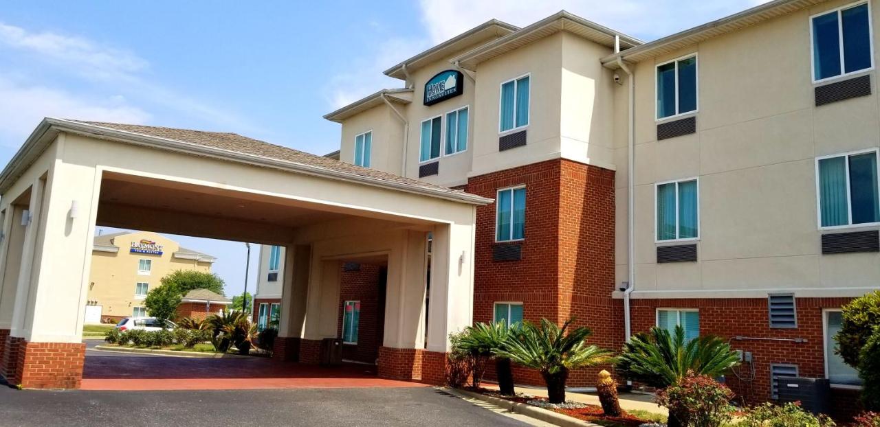 | Home Inn & Suites