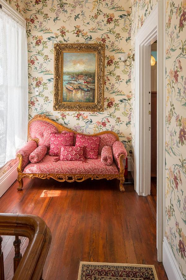  | The Artist House