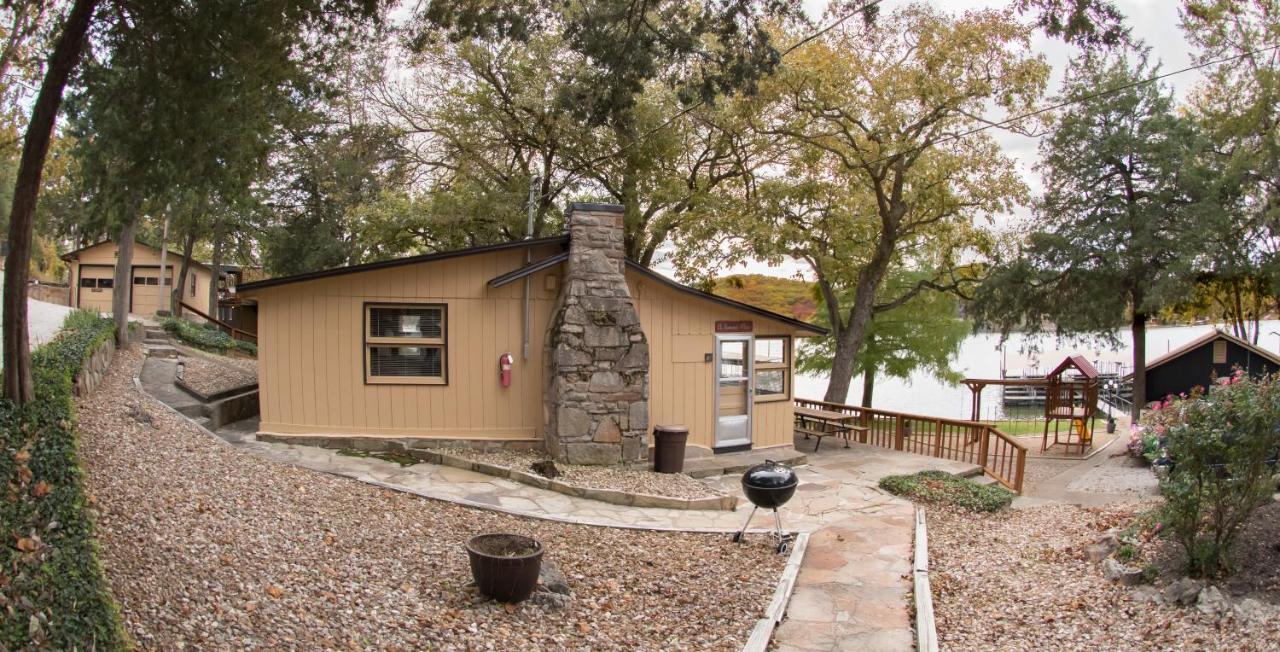 Three-Bedroom Lodge at Point View Resort