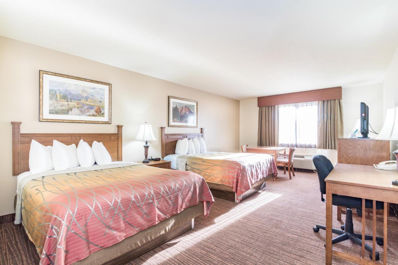  | Teton West Motel