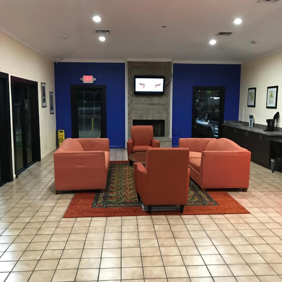 | Relax Inn Channelview