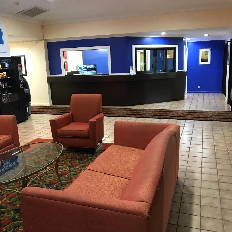 | Relax Inn Channelview