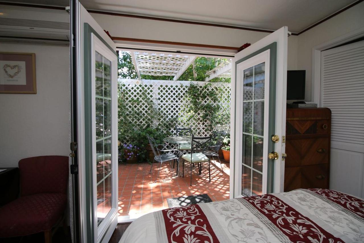 | Bradford Place Inn (California)