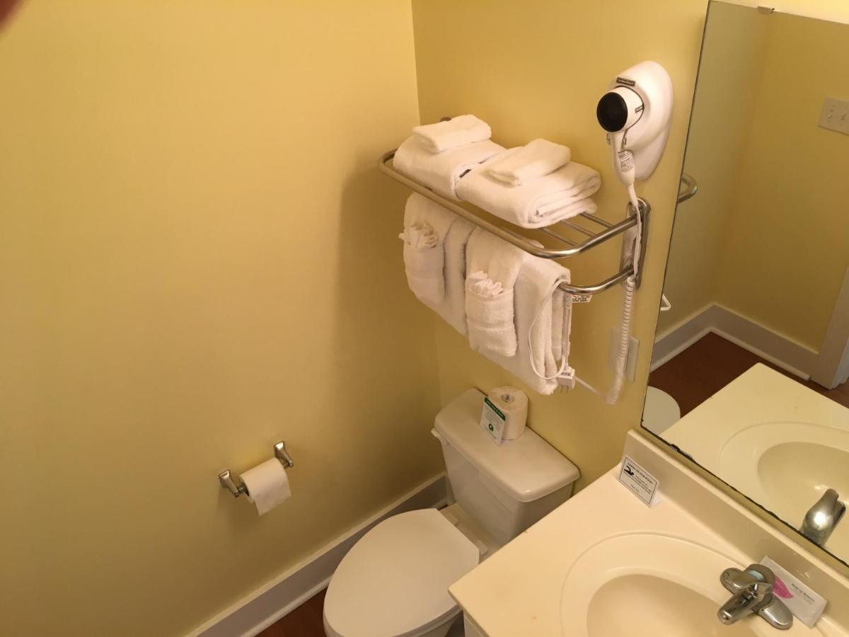  | Topsail Shores Inn