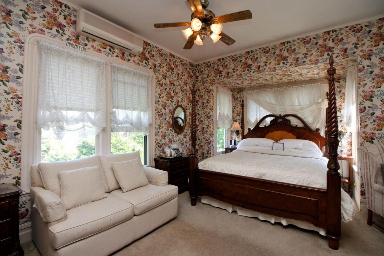 | Bradford Place Inn (California)