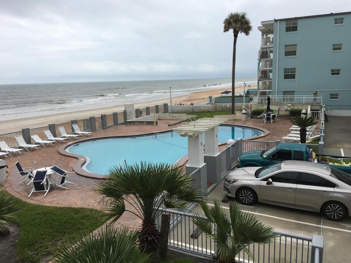 | Arya Blu Inn and Suites