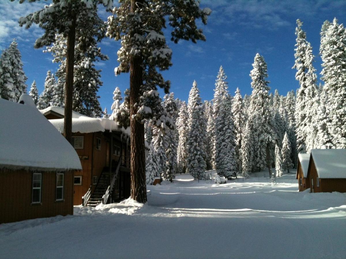 | Montecito Sequoia Lodge