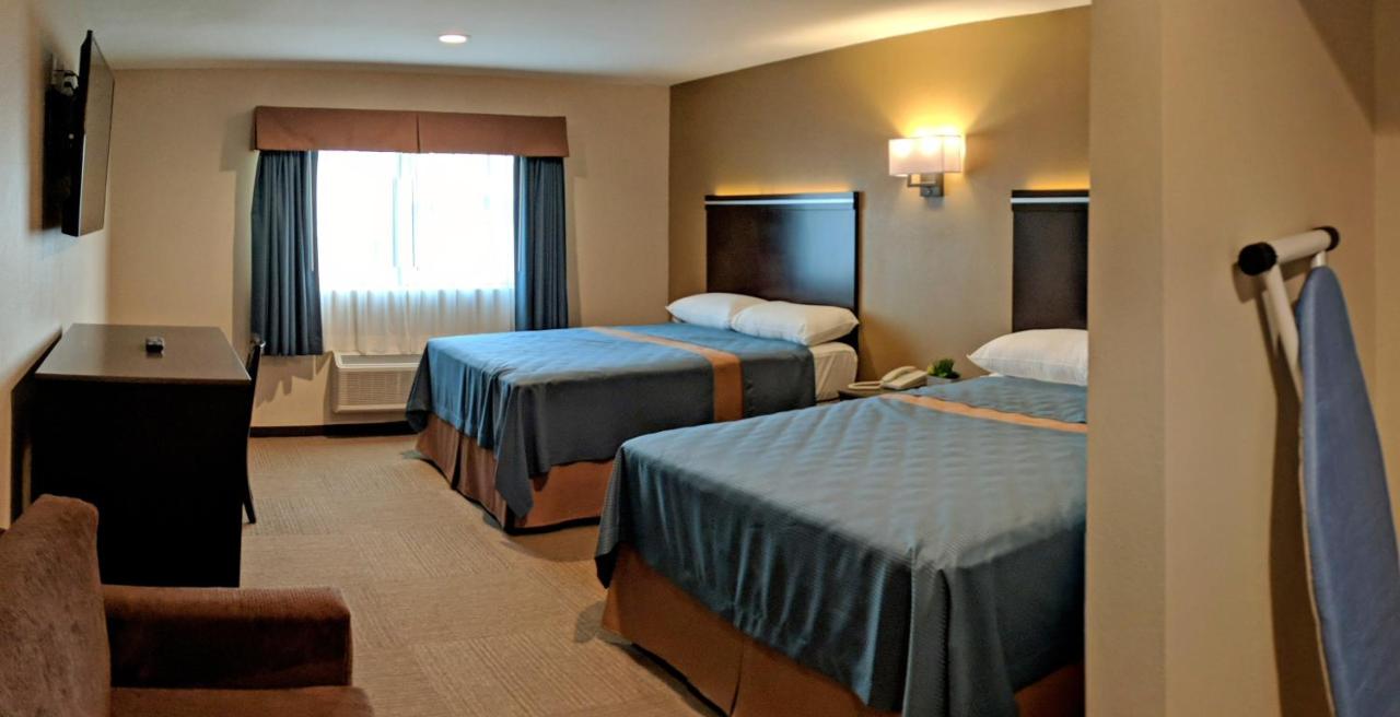 Deluxe Double Room at Epic Hotel