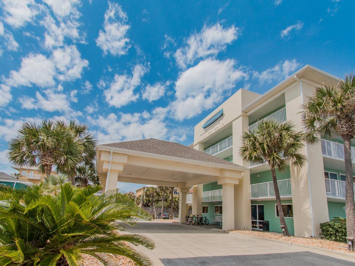 | Surf & Sand Hotel