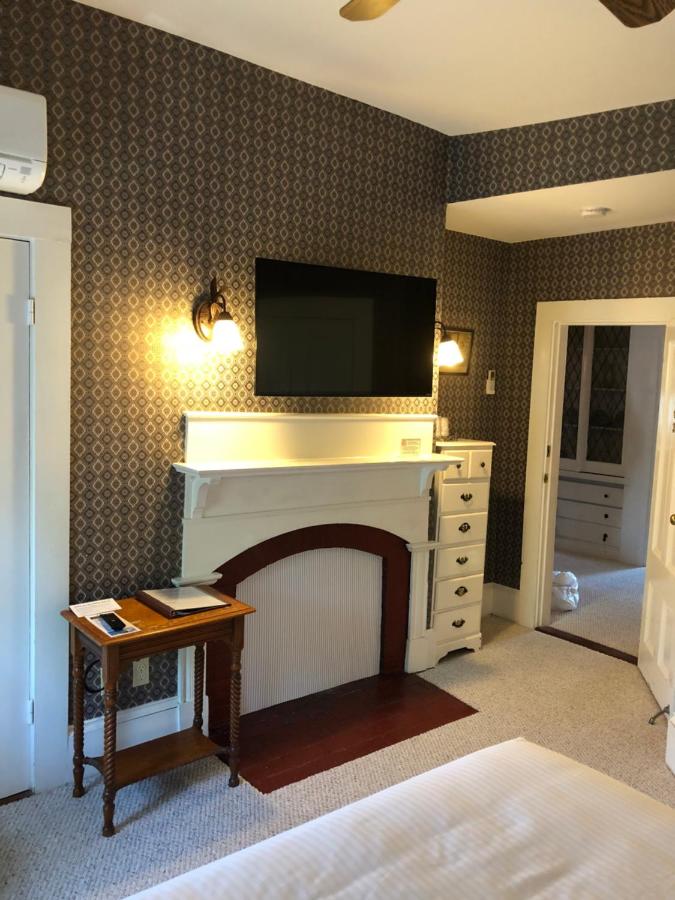  | Central House Inn
