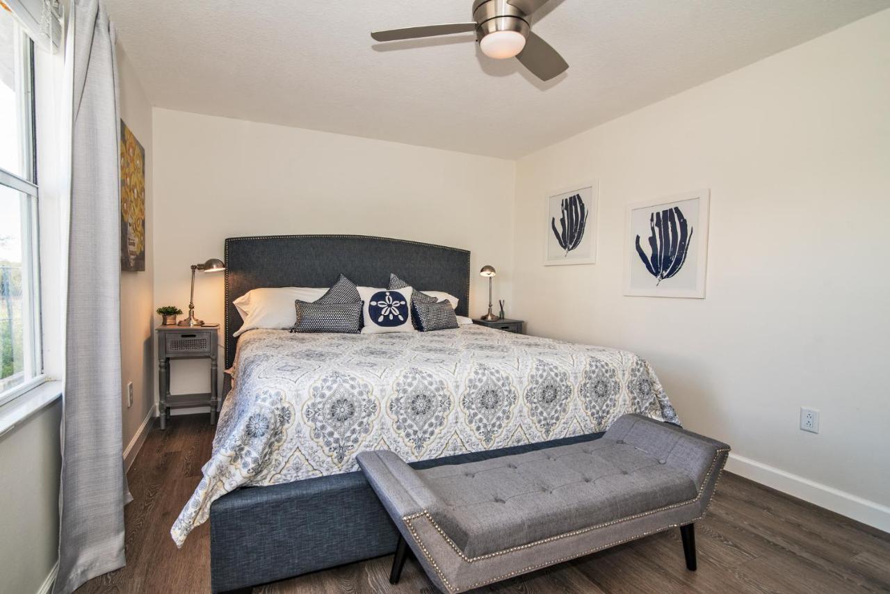 | Seaside Cottage B
