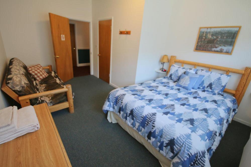  | Bear Creek Lodge