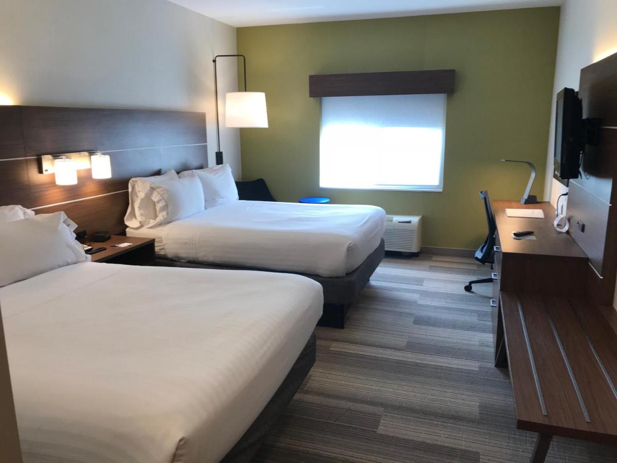 | Holiday Inn Express Rochester-Victor, an IHG Hotel