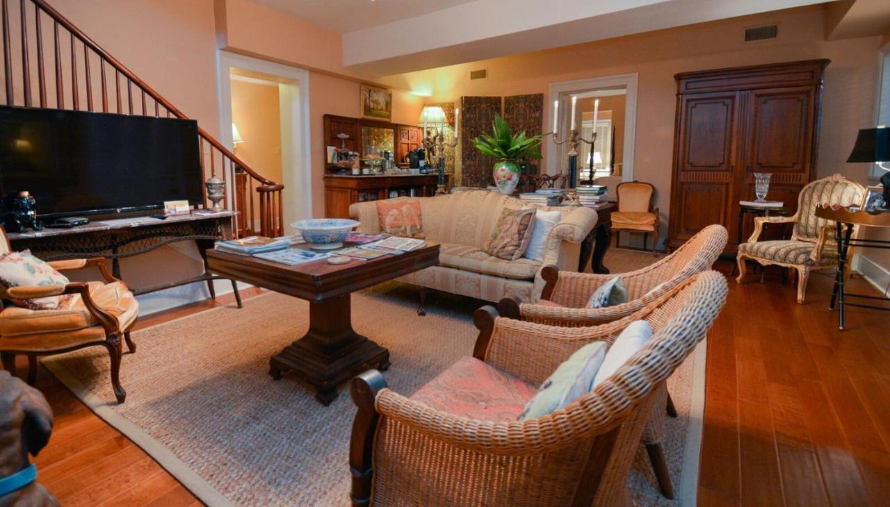 | Choctaw Hall Bed & Breakfast