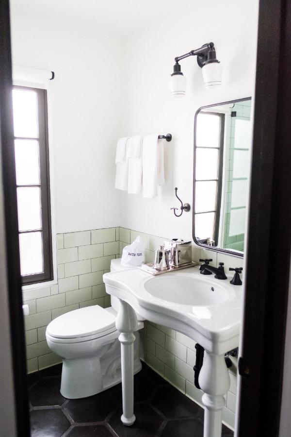 | Ingleside Inn - Adults Only
