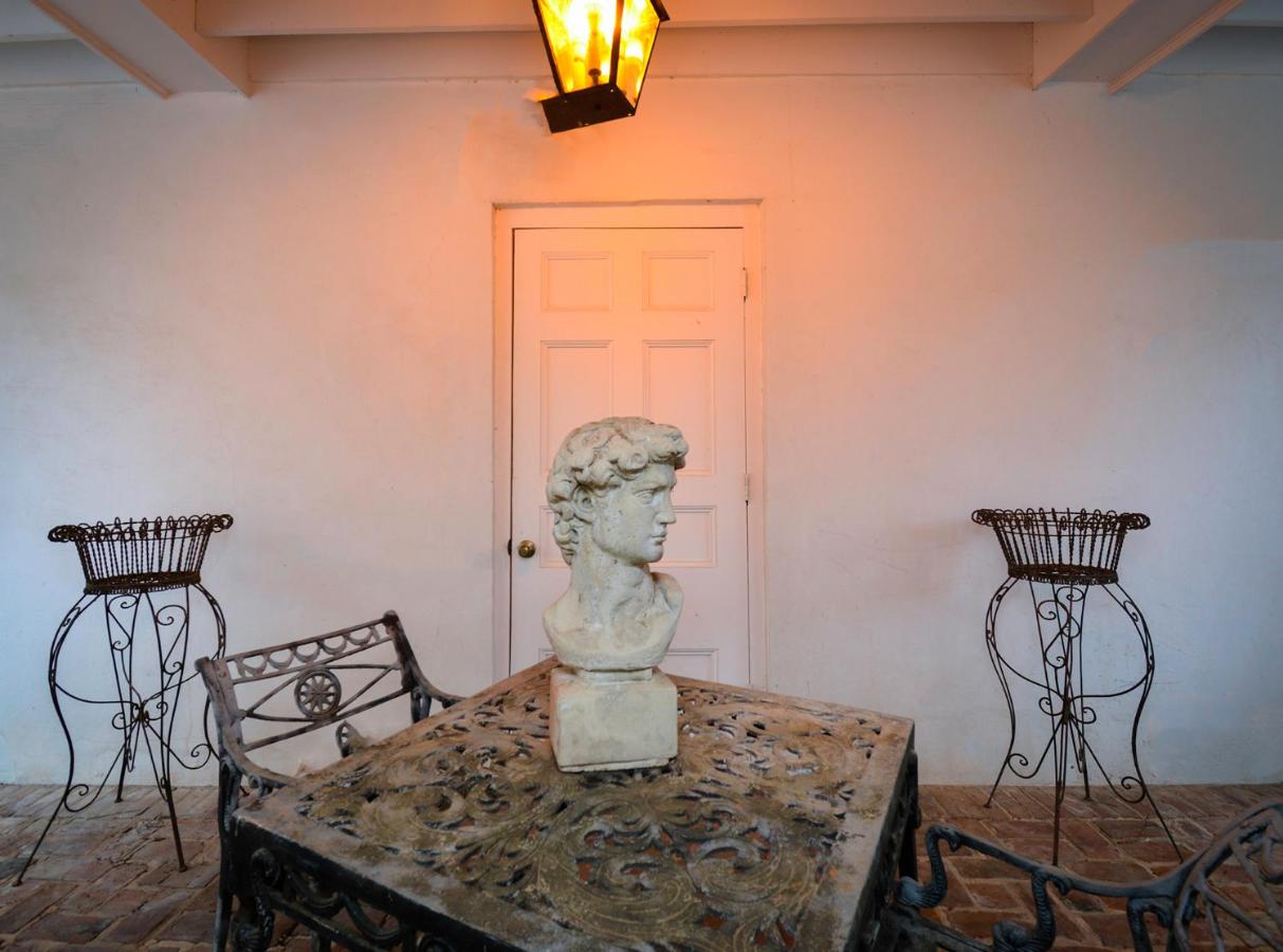 | Choctaw Hall Bed & Breakfast