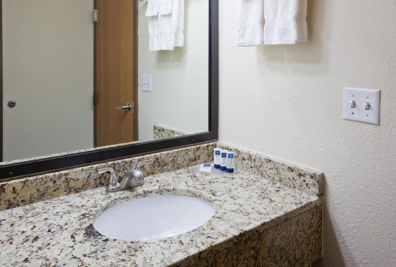 Premier Queen Suite - Non-Smoking at AmericInn by Wyndham Apple Valley