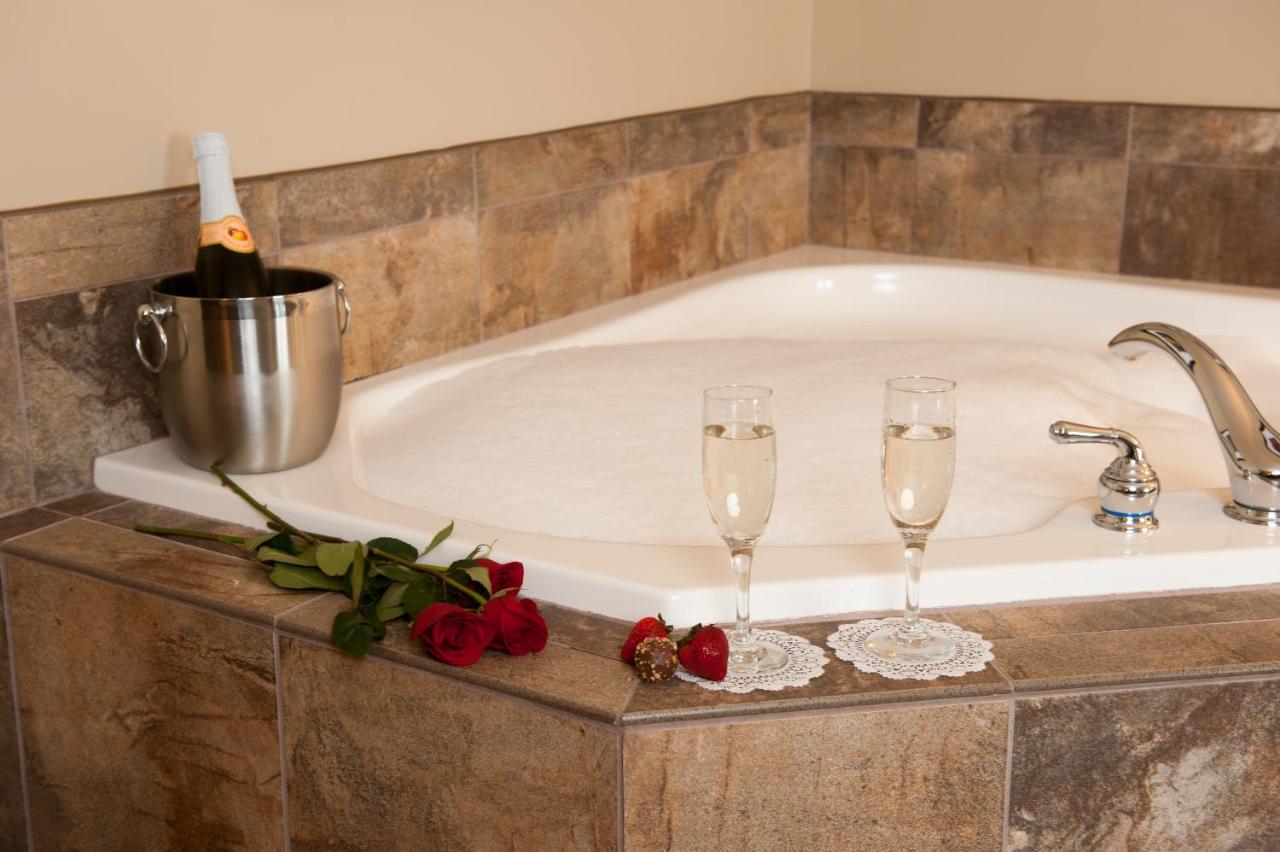 | Best Western Plus Intercourse Village Inn