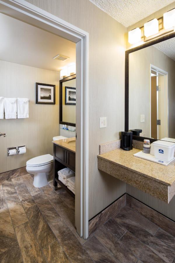 King Room-Disability Access at Best Western Ramkota Hotel