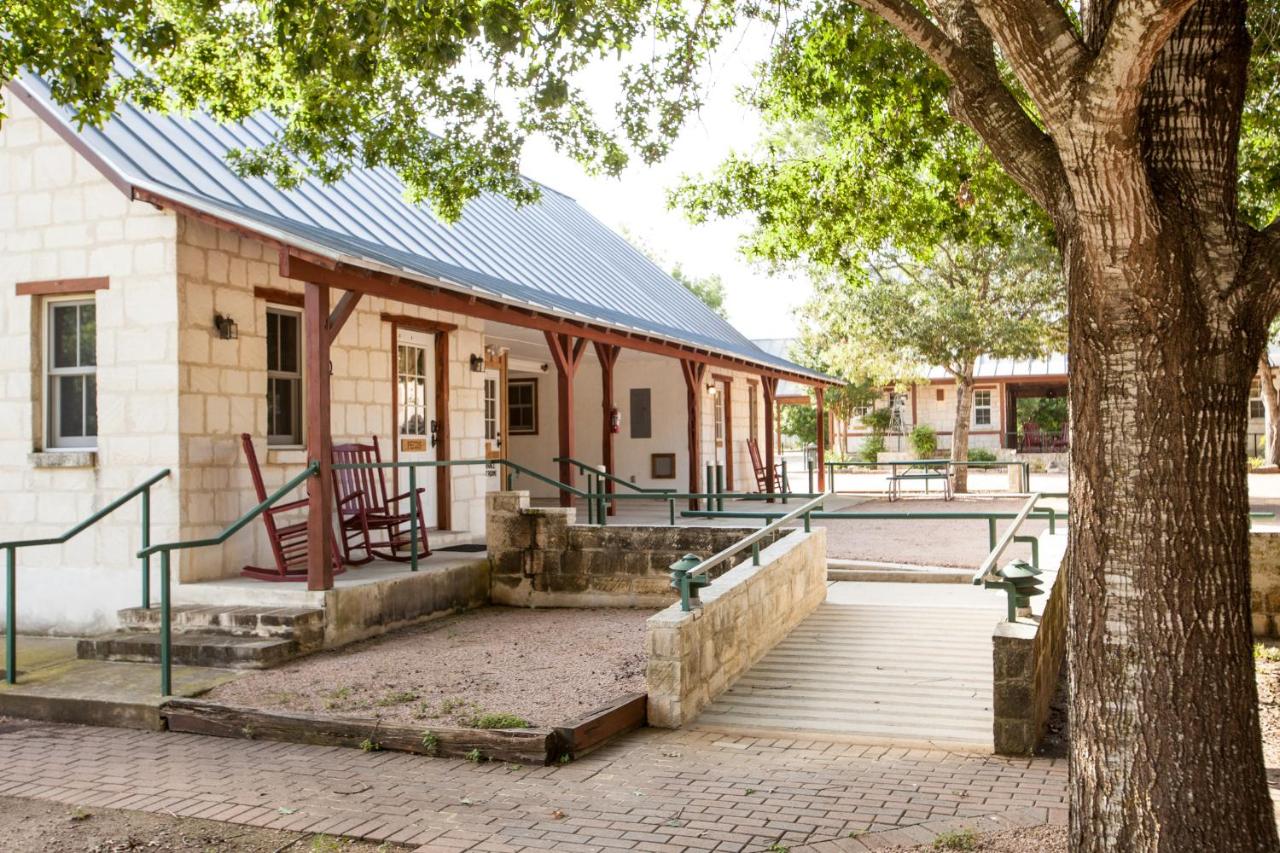 | Gruene Cottages