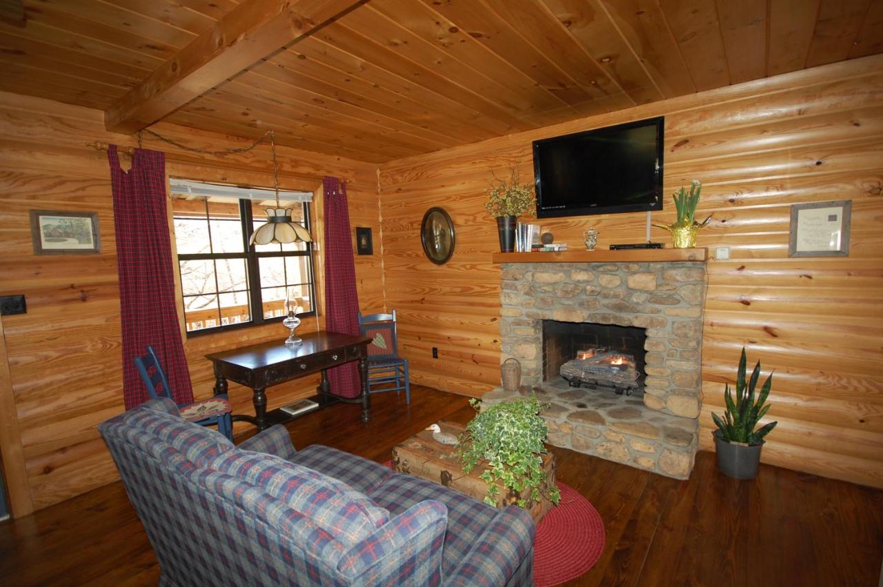 | Mountain Springs Cabins
