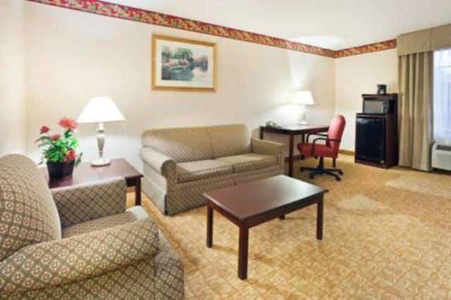 | Holiday Inn Express Winston-Salem, an IHG Hotel