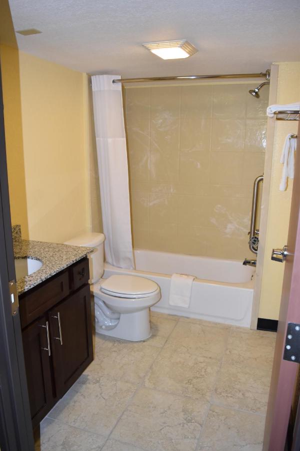 Queen Room with Two Queen Beds - Non-Smoking at Days Inn by Wyndham New Orleans Pontchartrain