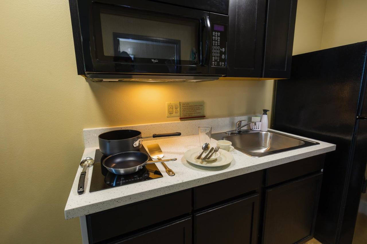 | Hawthorn Suites by Wyndham St. Robert/Ft. Leonard Wood