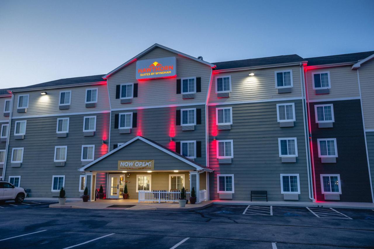 | Hawthorn Suites by Wyndham St. Robert/Ft. Leonard Wood