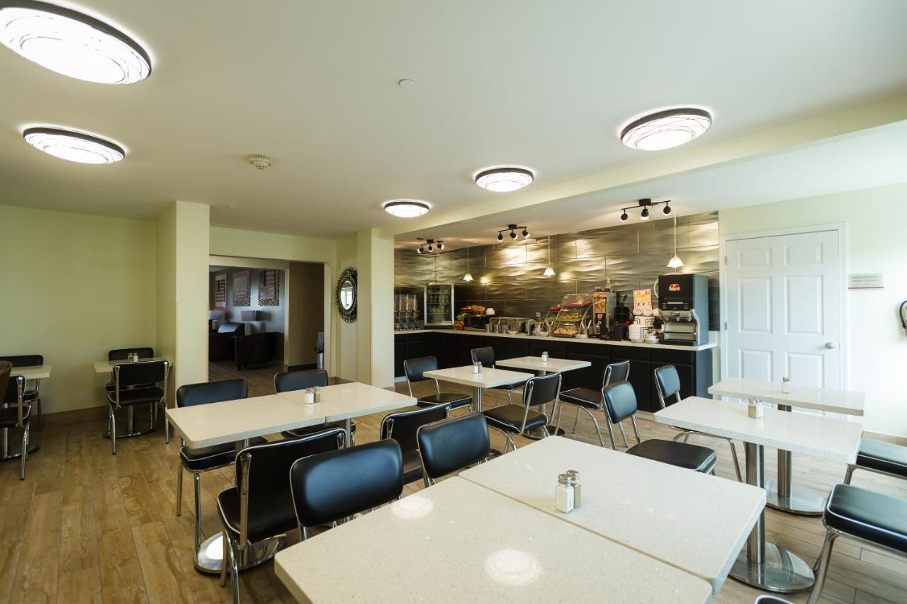 | Hawthorn Suites by Wyndham St. Robert/Ft. Leonard Wood