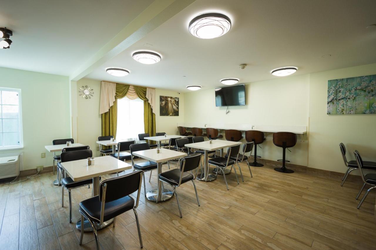 | Hawthorn Suites by Wyndham St. Robert/Ft. Leonard Wood