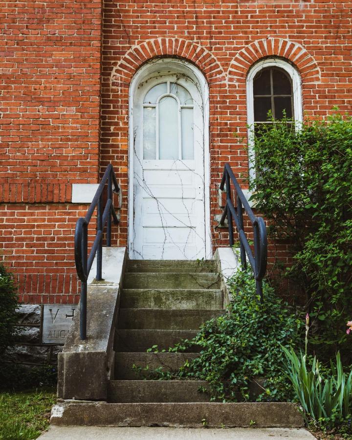 | The Mansion at Elfindale
