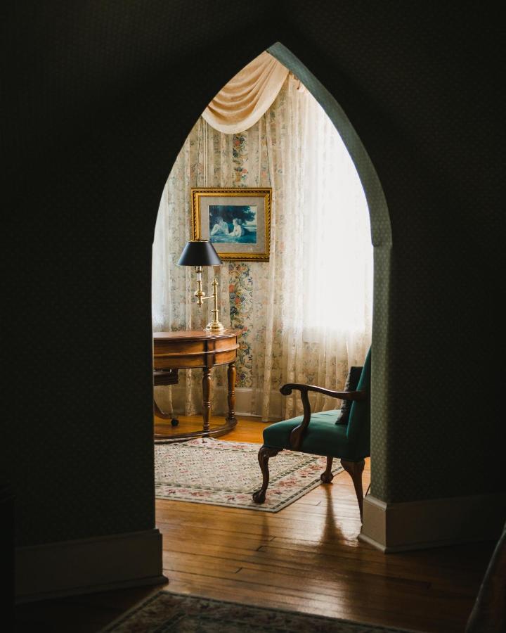| The Mansion at Elfindale