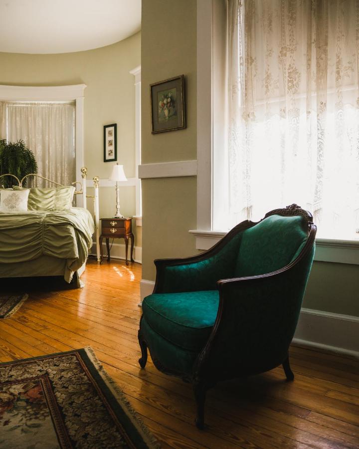 | The Mansion at Elfindale