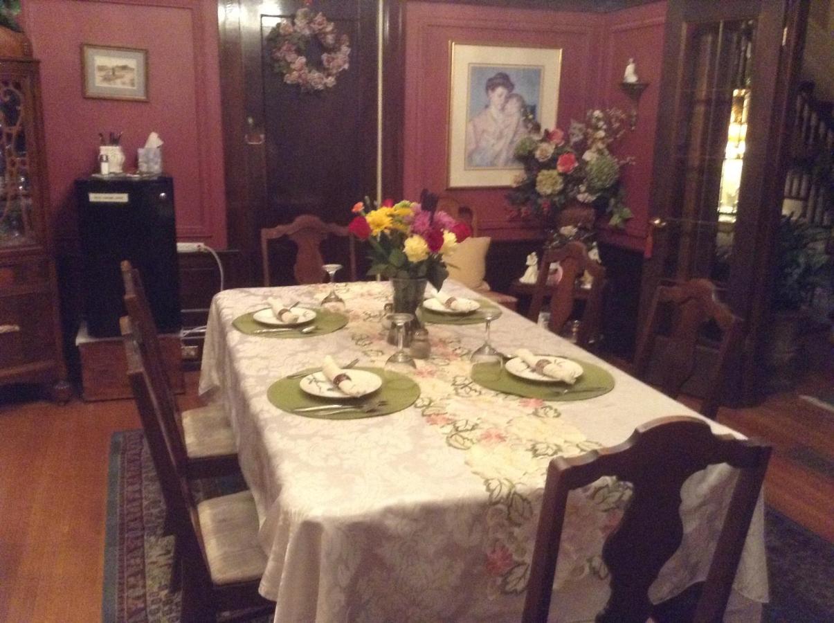  | Hanover House Bed and Breakfast